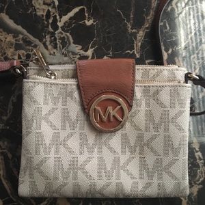 Authentic MK crossbody 👜